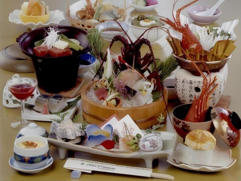 Tomoyama Kanko Hotel Shima  Exteriör bild